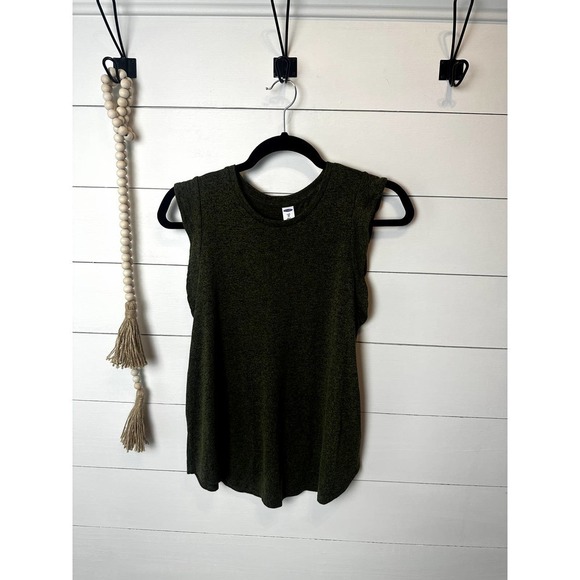 Pre-Loved Old Navy knit flutter sleeve tank BUNDLE sz- xs/s - Picture 4 of 8
